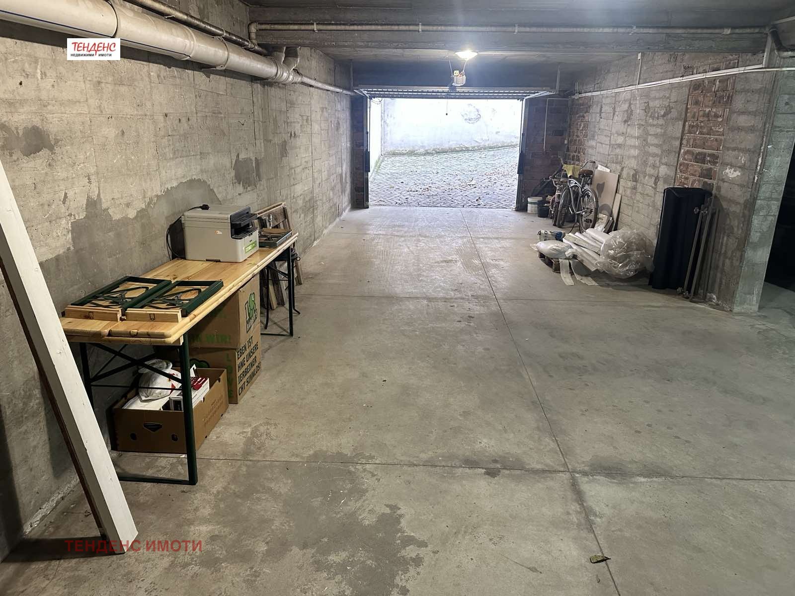 Продава ГАРАЖ, ПАРКОМЯСТО, гр. Кърджали, Център, снимка 3 - Гаражи и паркоместа - 54202274