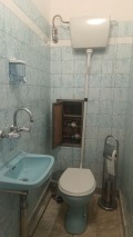 Продава МНОГОСТАЕН, гр. София, Света Троица, снимка 5