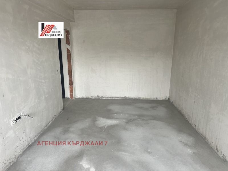 Продава 2-СТАЕН, гр. Кърджали, Възрожденци, снимка 4 - Апартаменти - 53283564