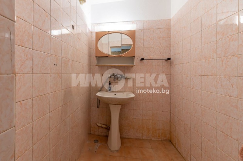 Продава 3-СТАЕН, гр. Варна, Лятно кино Тракия, снимка 12 - Апартаменти - 53083556