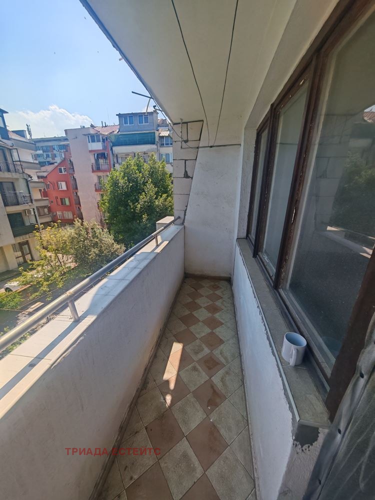 Продава 3-СТАЕН, гр. Бургас, Възраждане, снимка 5 - Апартаменти - 54779625