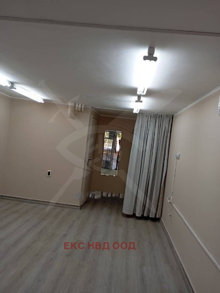 Продава ОФИС, гр. Пловдив, Кючук Париж, снимка 3 - Офиси - 52744650