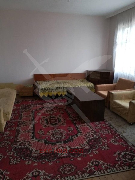 Продава ЕТАЖ ОТ КЪЩА, гр. Първомай, област Пловдив, снимка 3 - Етаж от къща - 52306403