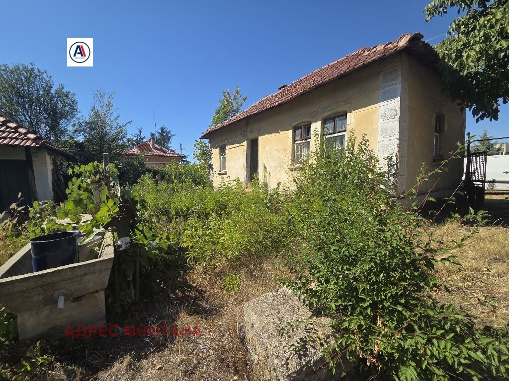 Продава КЪЩА, с. Якимово, област Монтана, снимка 4 - Къщи - 56246539
