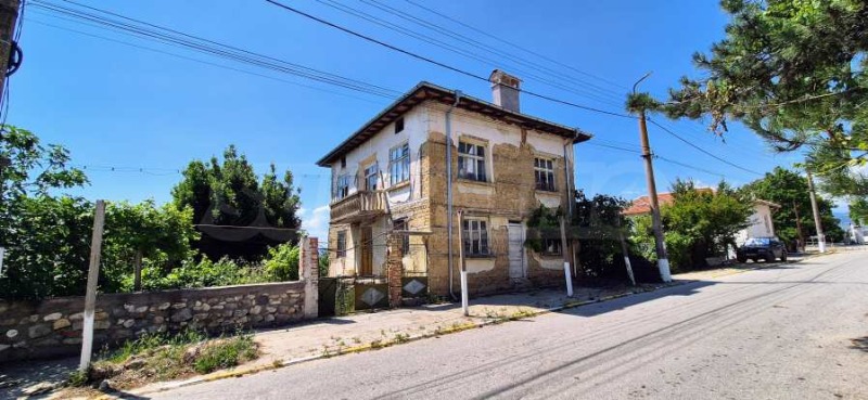 Продава КЪЩА в област Благоевград, гр. Сандански - 256 кв.м / 30 000 € » 58 674.90 лв., СУПРИММО ОФИСИ В СТРАНАТА