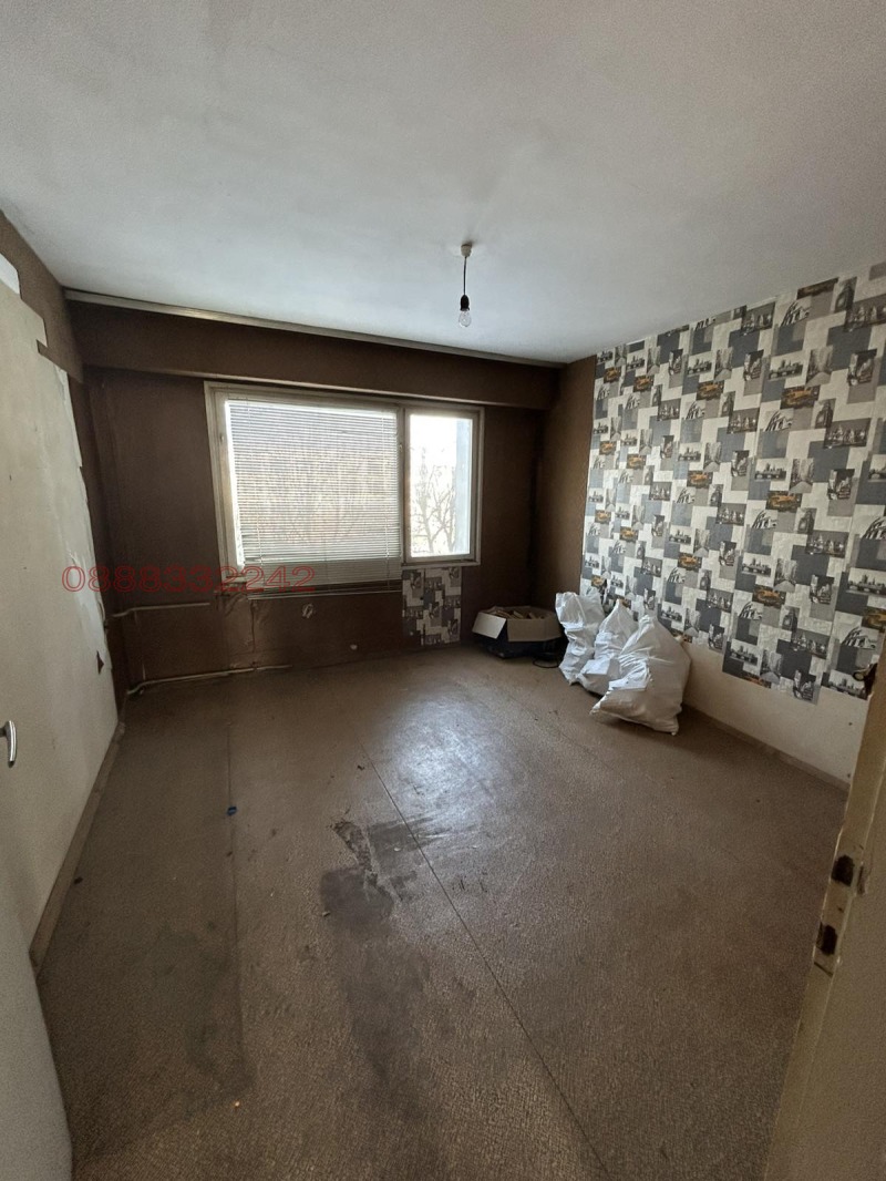 Продава 3-СТАЕН, гр. Русе, Здравец Изток, снимка 3 - Апартаменти - 53139049