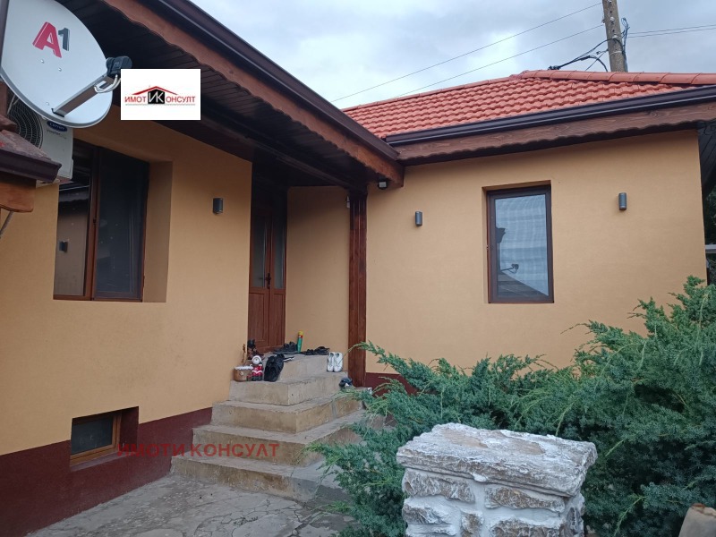 Продава  Къща, област Велико Търново, с. Къпиново •  143 000 EUR • ID 64103852 — holmes.bg - [1] 