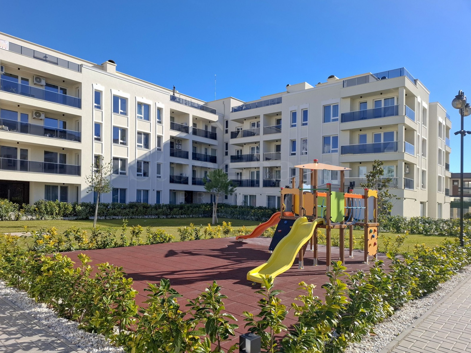 Продава 3-СТАЕН, гр. Пловдив, Остромила, снимка 2 - Апартаменти - 53533962