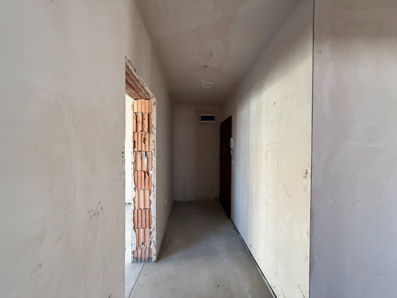 Продава 3-СТАЕН, гр. Търговище, Вароша, снимка 8 - Апартаменти - 54975570