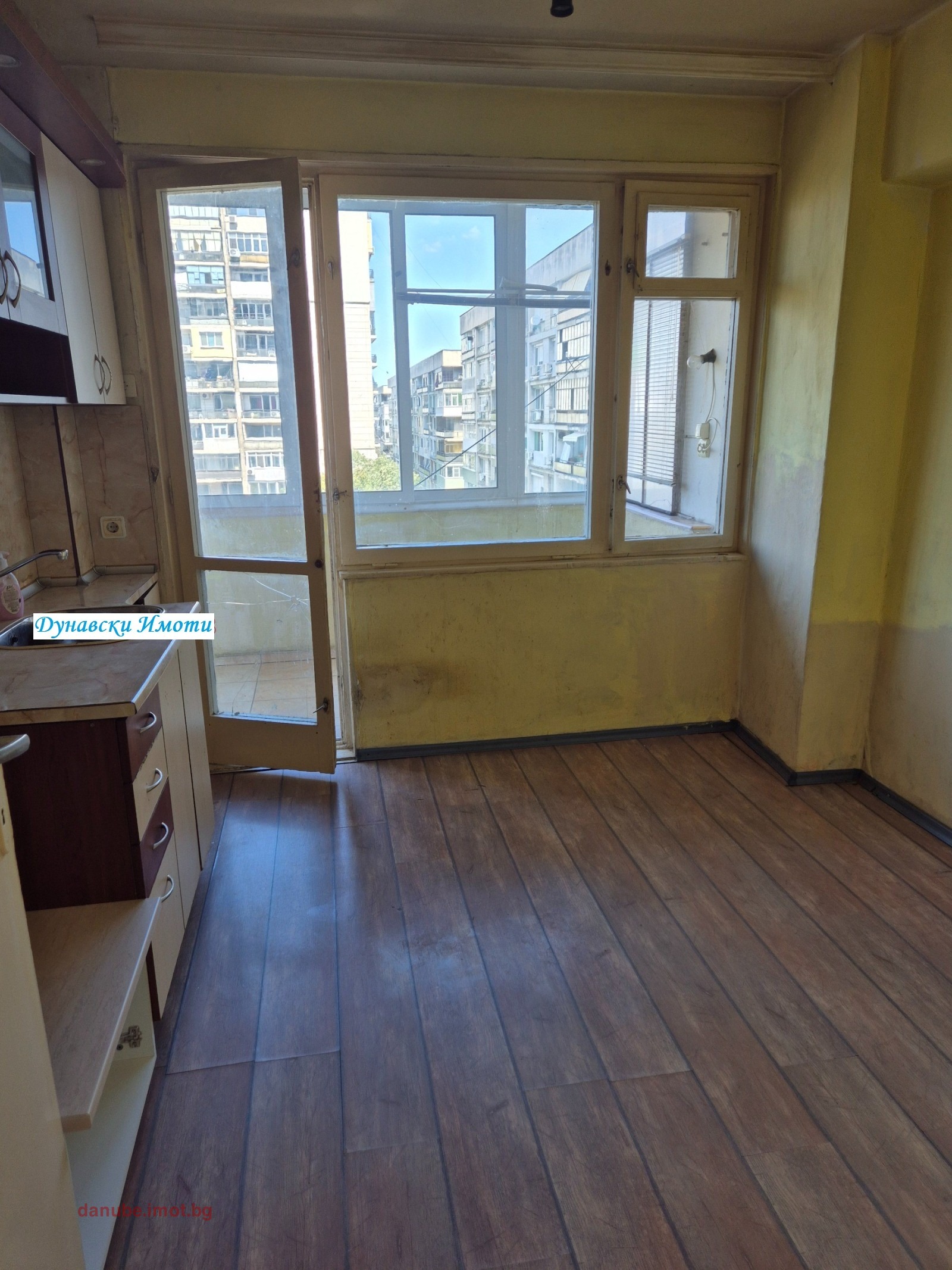 Продава 3-СТАЕН, гр. Русе, Широк център, снимка 3 - Апартаменти - 55493019