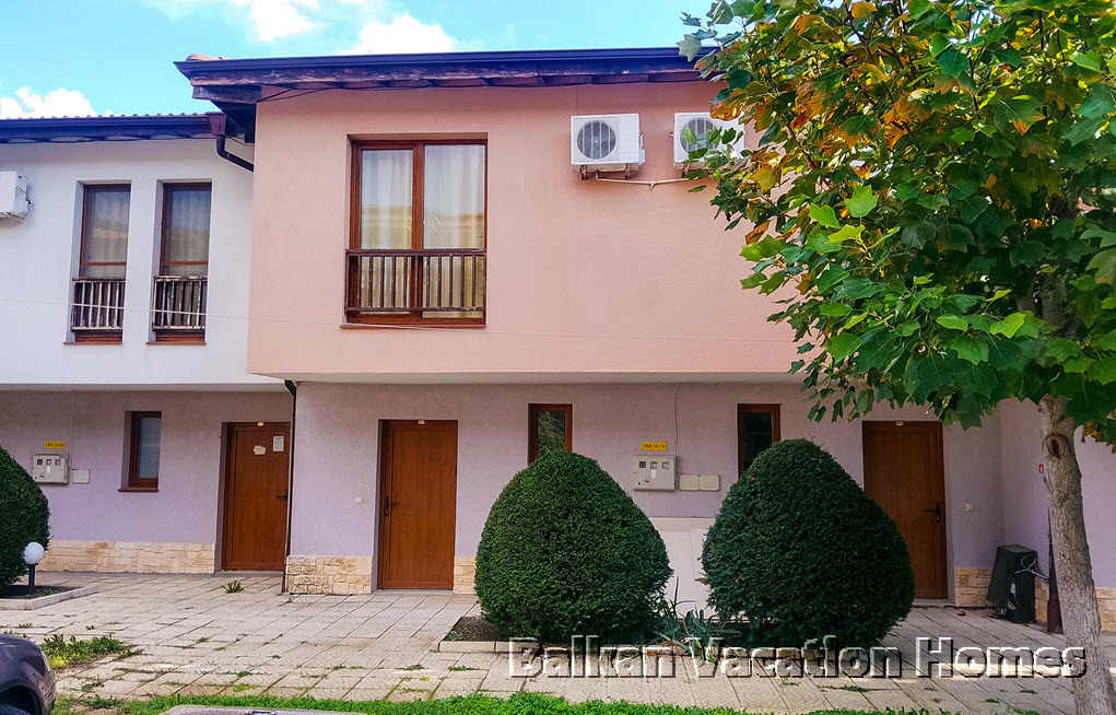 Продава КЪЩА, с. Рогачево, област Добрич, снимка 2 - Къщи - 54053537