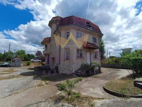 Bâtiment industriel Pobeda, région de Dobritch 1