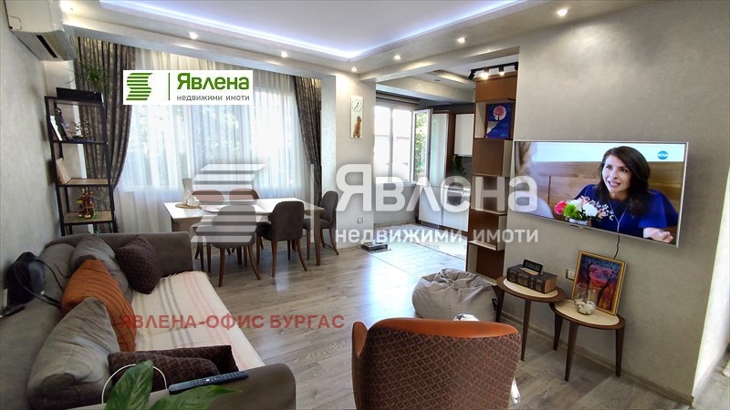 Продава  Многостаен град Бургас , Център , 132 кв.м | 37565186