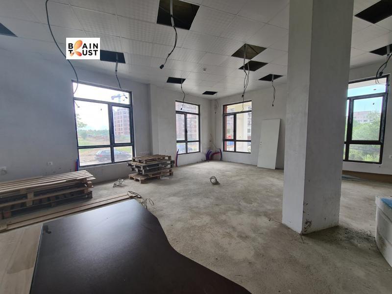 Te koop  Kantoor Sofia , Mladost 2 , 741 m² | 59352799 - afbeelding [2]