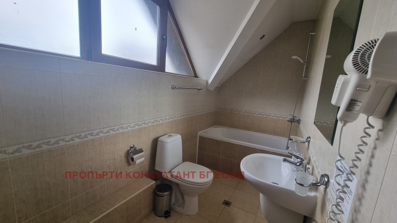 Продава КЪЩА, гр. Разлог, област Благоевград, снимка 13 - Къщи - 52546496