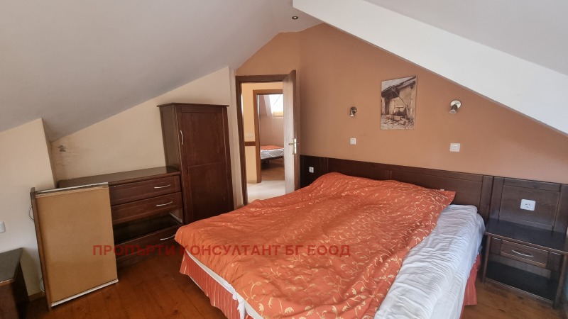 Продава КЪЩА, гр. Разлог, област Благоевград, снимка 9 - Къщи - 52546496