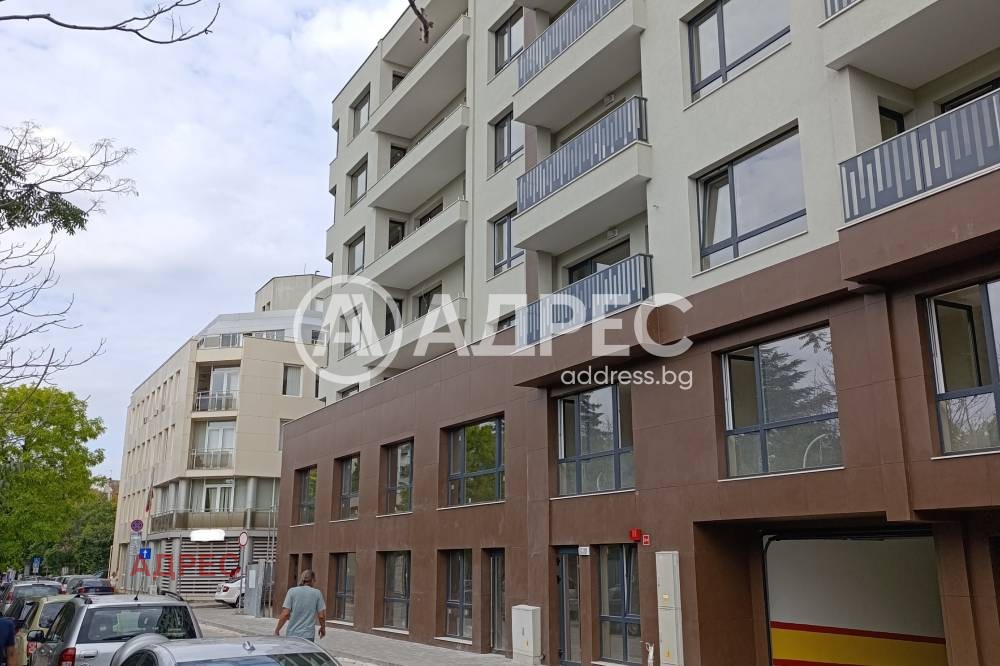 Продава 3-СТАЕН, гр. Варна, Център, снимка 3 - Апартаменти - 54330077