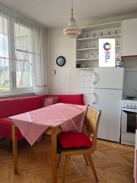 Zu verkaufen  2 Schlafzimmer Pernik , Dimowa mahala , 78 qm | 24033368 - Bild [8]