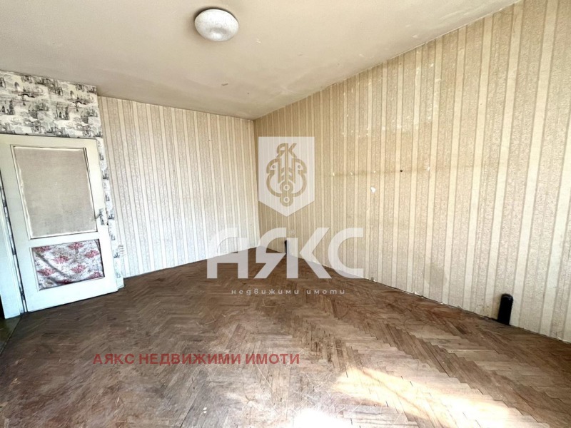 Продава 2-СТАЕН, гр. София, Борово, снимка 2 - Апартаменти - 52212476