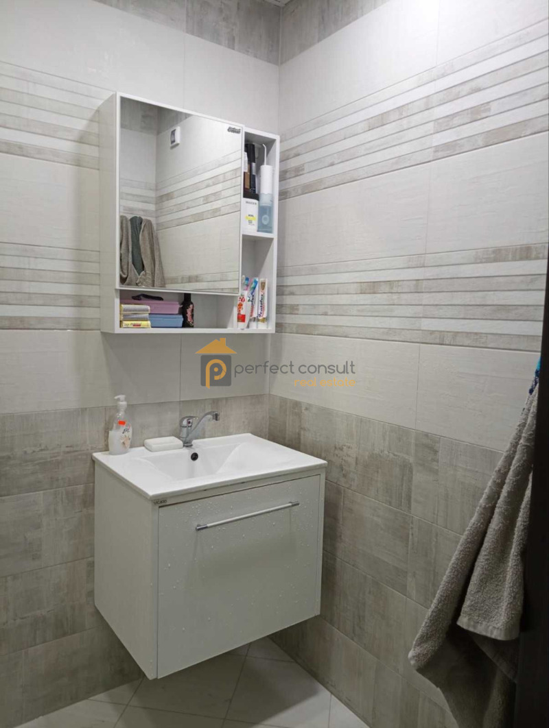 For Sale  2 bedroom Plovdiv , Yuzhen , 78 sq.m | 62502303 - image [17]