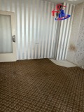 Продава  4-стаен град Шумен , Боян Българанов 2 , 101 кв.м | 49260767 - изображение [3]