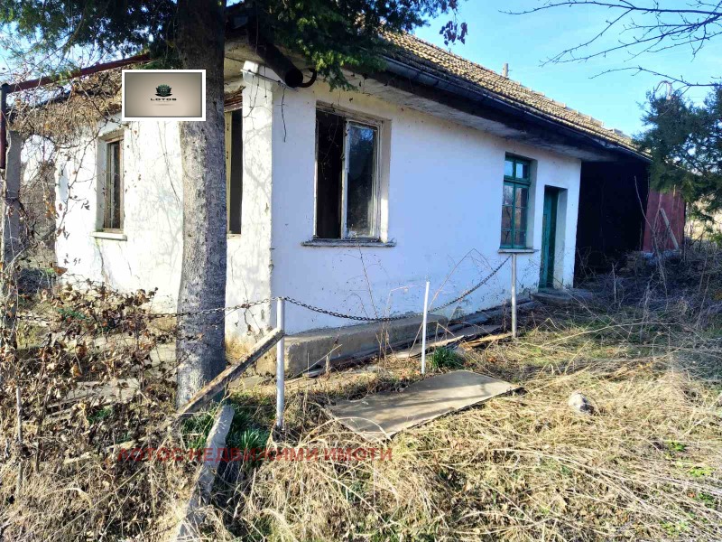 Продава КЪЩА в област Велико Търново, гр. Горна Оряховица - 90 кв.м / 104 500 € » 204 384.24 лв., ЛОТОС НЕДВИЖИМИ ИМОТИ