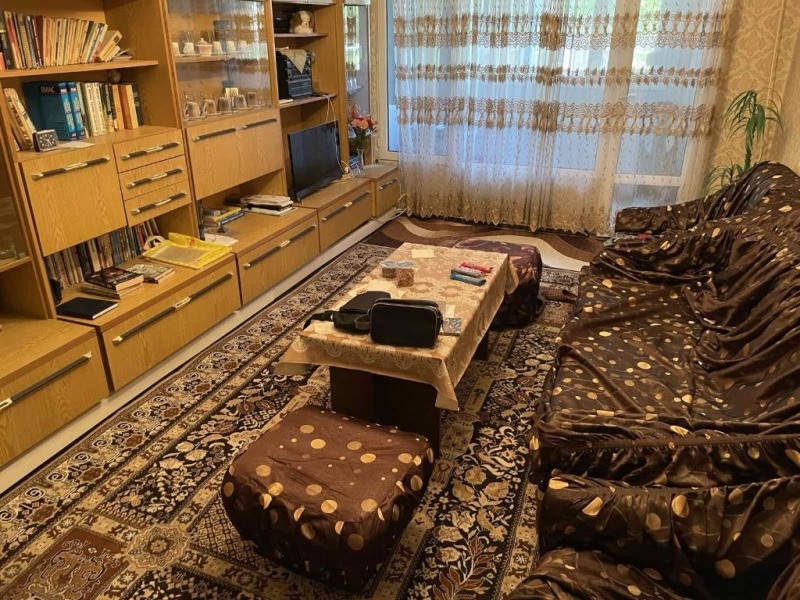 Продава  3-стаен, област Хасково, гр. Димитровград •  110 000 лв. • ID 90176726 — holmes.bg - [1] 
