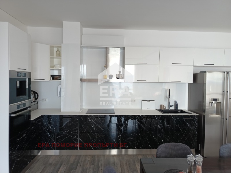 Продава 4-СТАЕН, гр. Поморие, област Бургас, снимка 2 - Апартаменти - 55901398