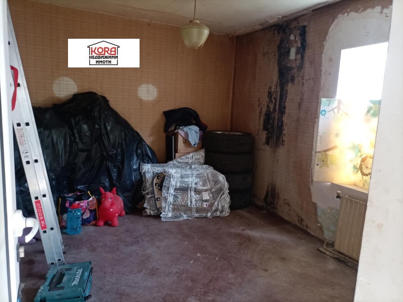 Продава ЕТАЖ ОТ КЪЩА, гр. Плевен, Сторгозия, снимка 11 - Етаж от къща - 52246435