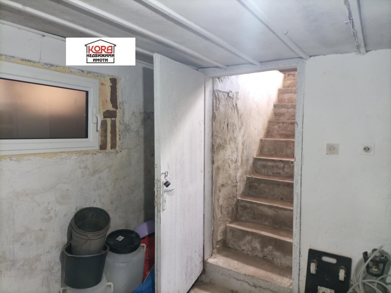 Продава ЕТАЖ ОТ КЪЩА, гр. Плевен, Сторгозия, снимка 9 - Етаж от къща - 52246435