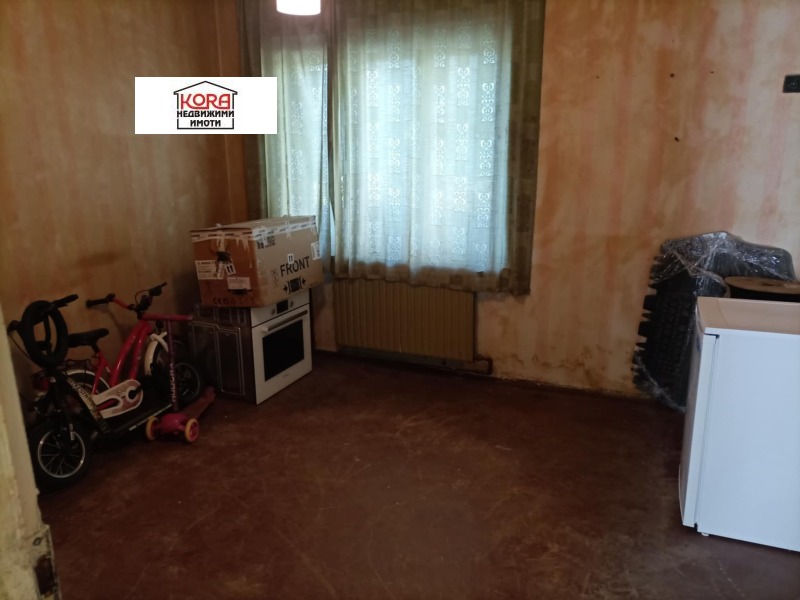 Продава ЕТАЖ ОТ КЪЩА, гр. Плевен, Сторгозия, снимка 4 - Етаж от къща - 52246435