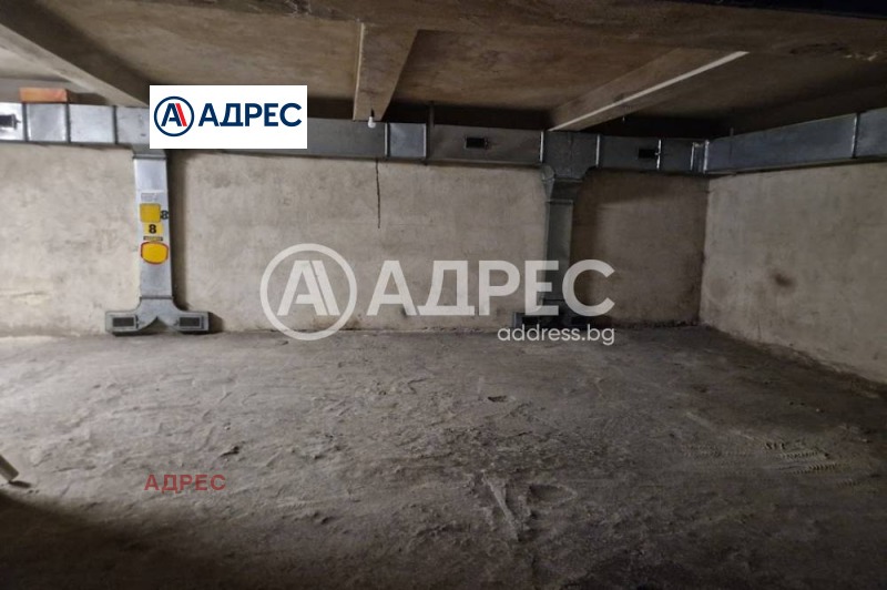 Продава ПАРКОМЯСТО в град Варна, Окръжна болница-Генерали - 90 кв.м / 99 000 € » 193 627.17 лв., АДРЕС