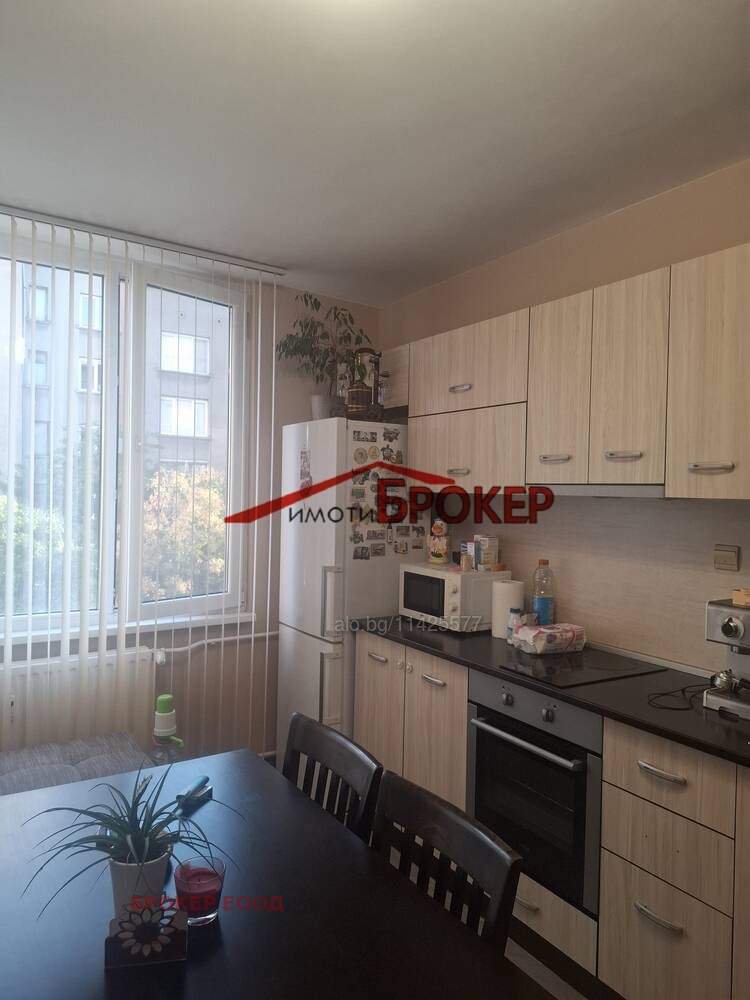 Продава 1-СТАЕН, гр. Сливен, Даме Груев, снимка 5 - Апартаменти - 56213250