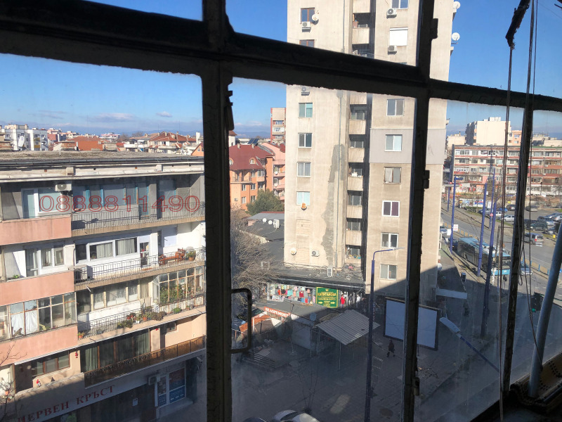 Продава 3-СТАЕН, гр. Пазарджик, Идеален център, снимка 2 - Апартаменти - 53074598