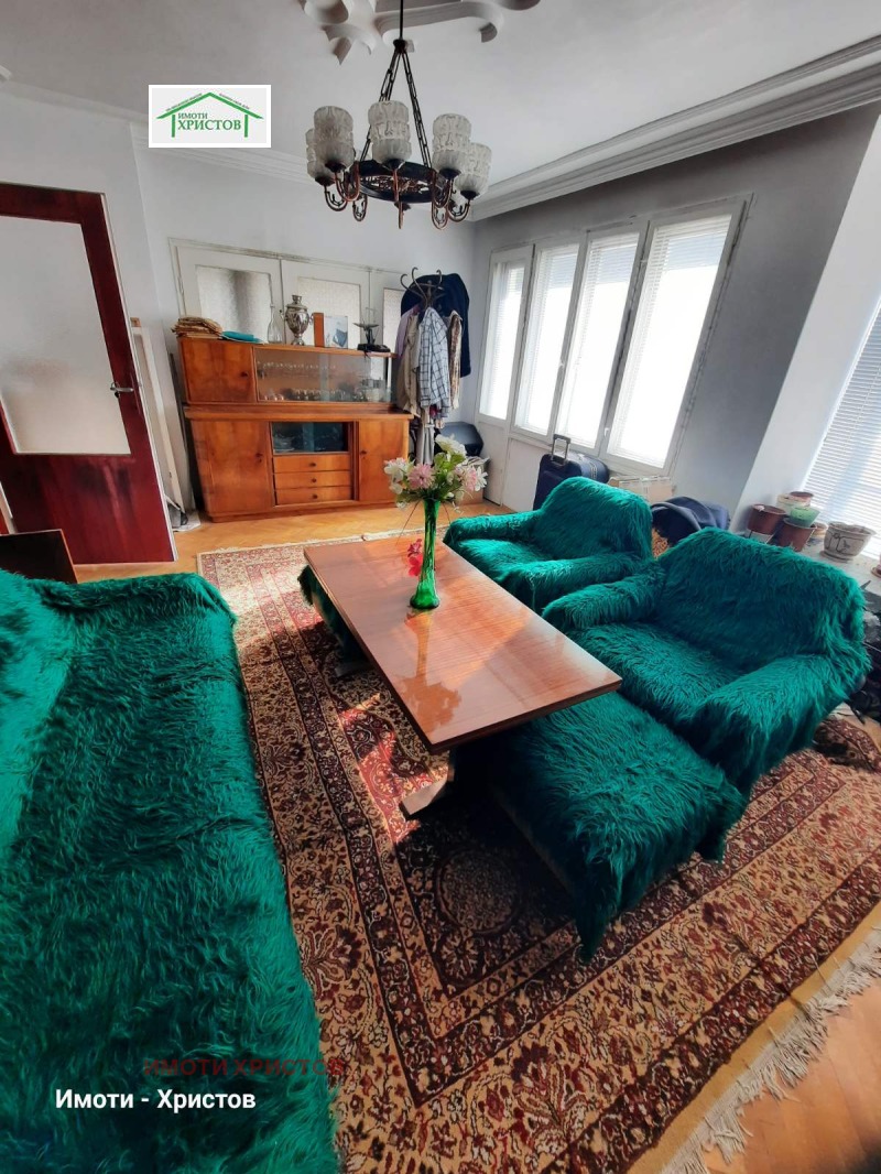 Продава МНОГОСТАЕН, гр. Шумен, Пожарната, снимка 3 - Апартаменти - 53310624