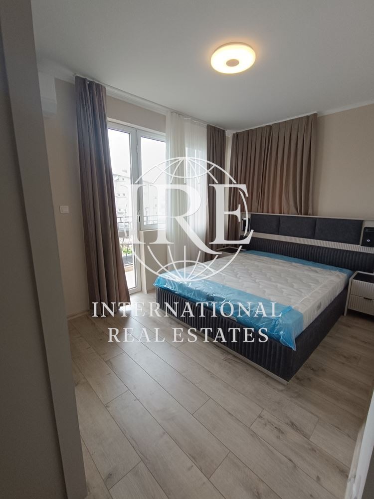 Продава ЕТАЖ ОТ КЪЩА, гр. Варна, Виница, снимка 3 - Етаж от къща - 52985031