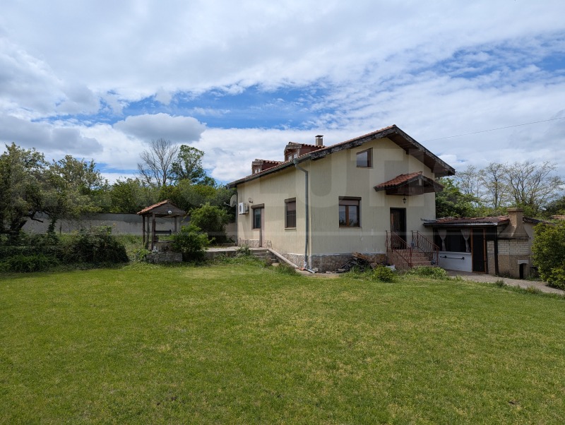 Προς πώληση  σπίτι περιοχή Βάρνα , Λεβσκη , 140 τ.μ | 49788154