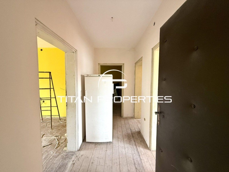 Продава КЪЩА, с. Златитрап, област Пловдив, снимка 8 - Къщи - 53086971