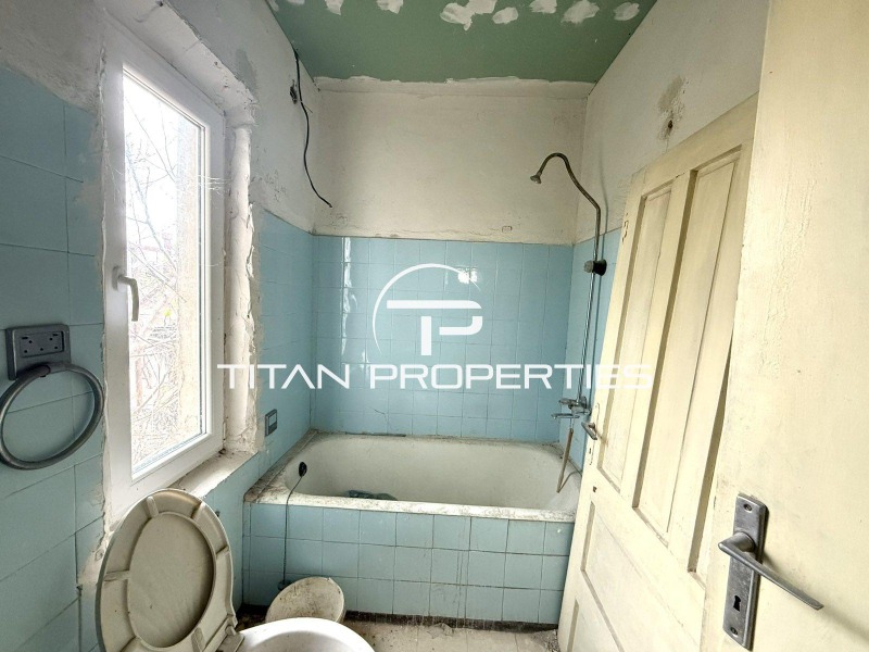 Продава КЪЩА, с. Златитрап, област Пловдив, снимка 11 - Къщи - 53086971