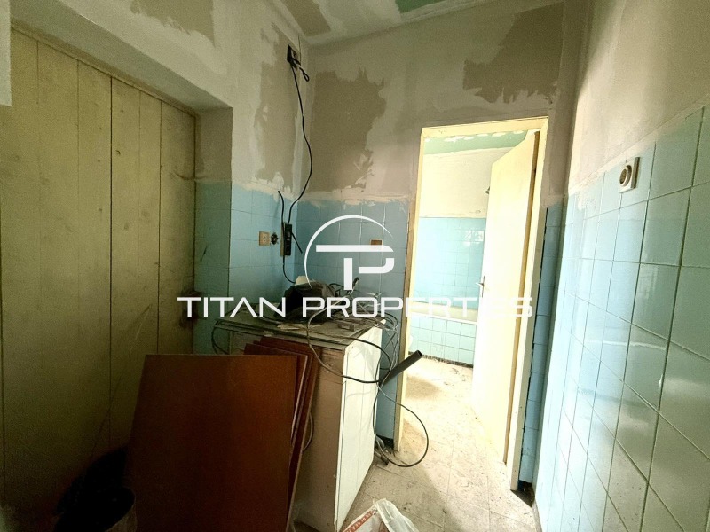 Продава КЪЩА, с. Златитрап, област Пловдив, снимка 9 - Къщи - 53086971