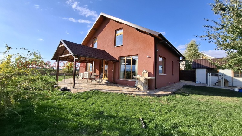 Продава КЪЩА, с. Скутаре, област Пловдив