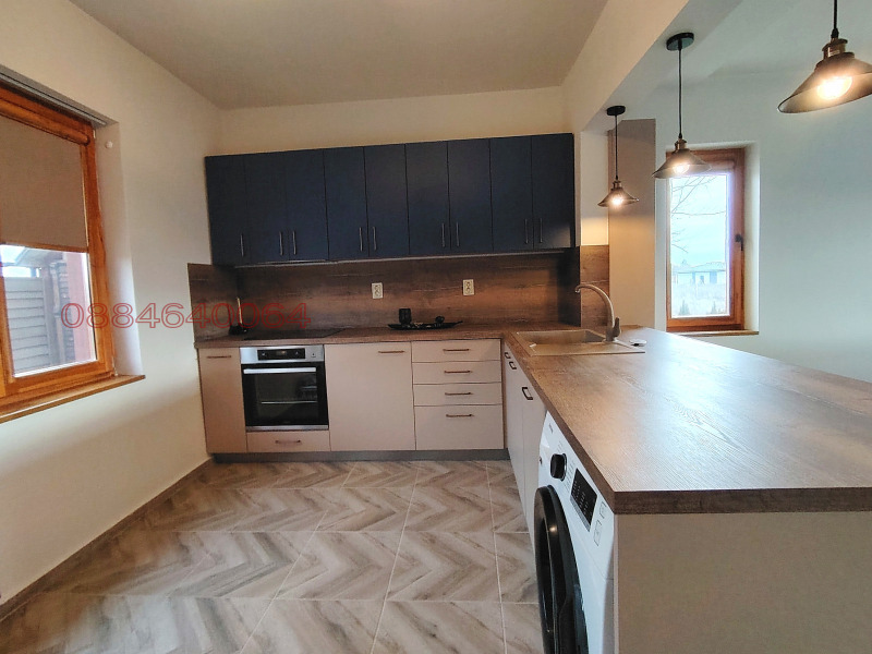 Продава КЪЩА, с. Скутаре, област Пловдив, снимка 3 - Къщи - 53259334