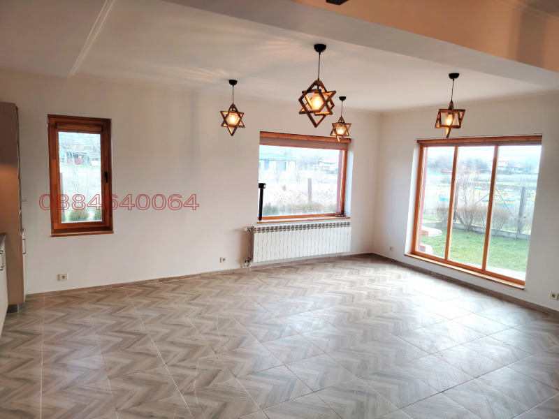 Продава КЪЩА, с. Скутаре, област Пловдив, снимка 7 - Къщи - 53259334