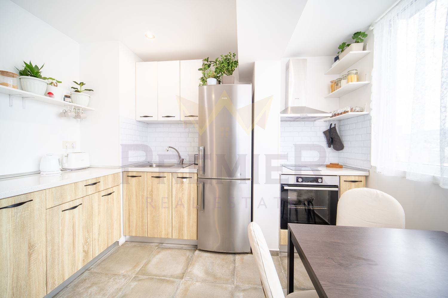 Продава 3-СТАЕН, гр. Варна, Левски 1, снимка 2 - Апартаменти - 54285844