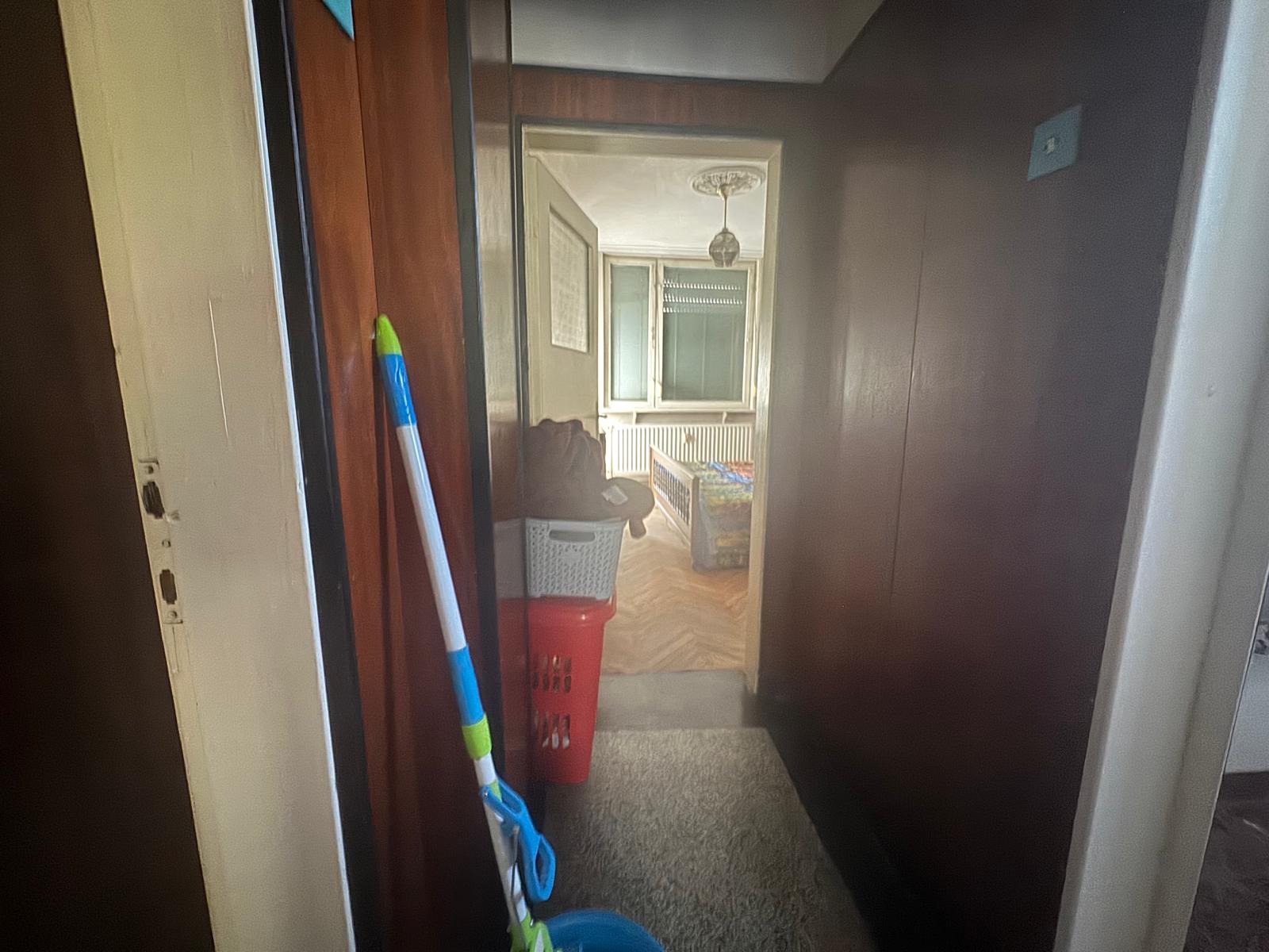 Продава МНОГОСТАЕН, гр. Шумен, Тракия, снимка 3 - Апартаменти - 55936096