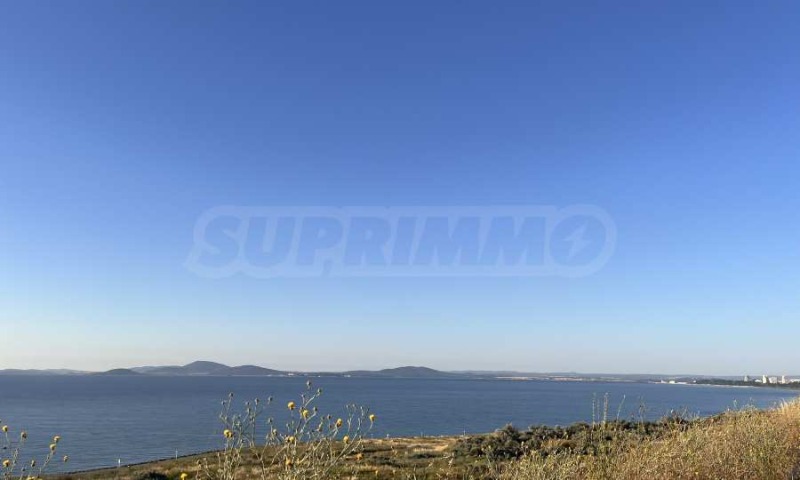 Продава ПАРЦЕЛ в град Бургас, Сарафово - 4276 кв.м / 470 000 € » 919 240.10 лв., СУПРИММО - БУРГАС