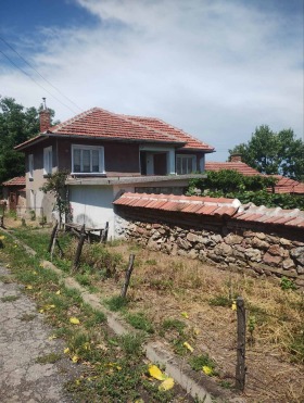 Casa Pitovo, região Sliven 1