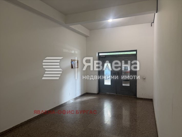 Продава 2-СТАЕН, гр. Бургас, Славейков, снимка 3 - Апартаменти - 55533681