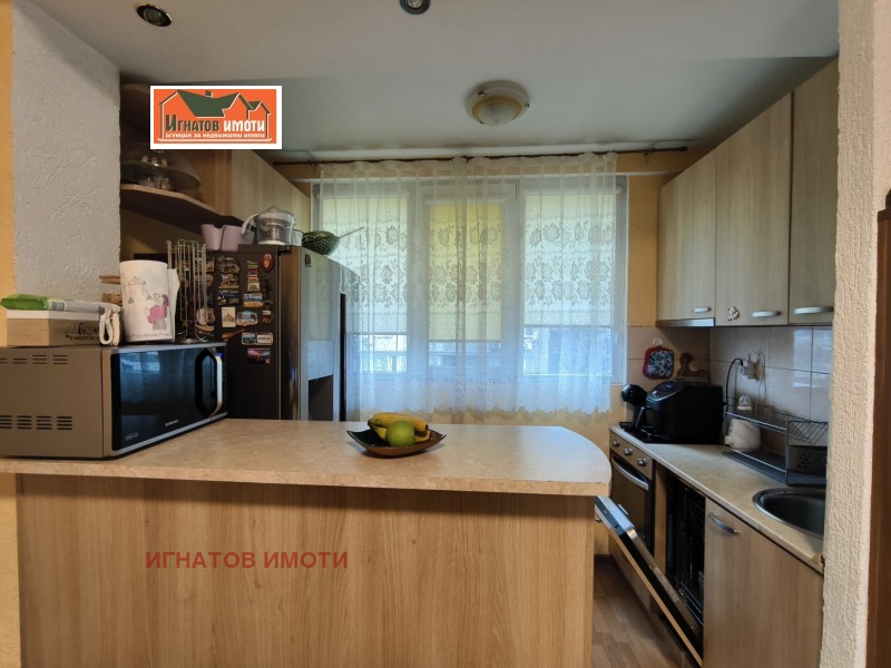 Продава 3-СТАЕН, гр. Пазарджик, Център, снимка 6 - Апартаменти - 52989843