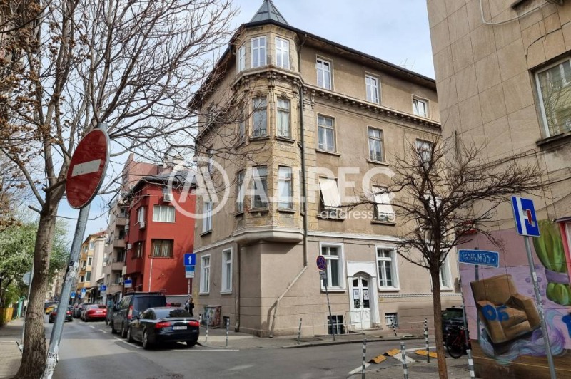 Продава  Многостаен, град София, Център •  670 000 EUR • ID 38076249 — holmes.bg - [1] 